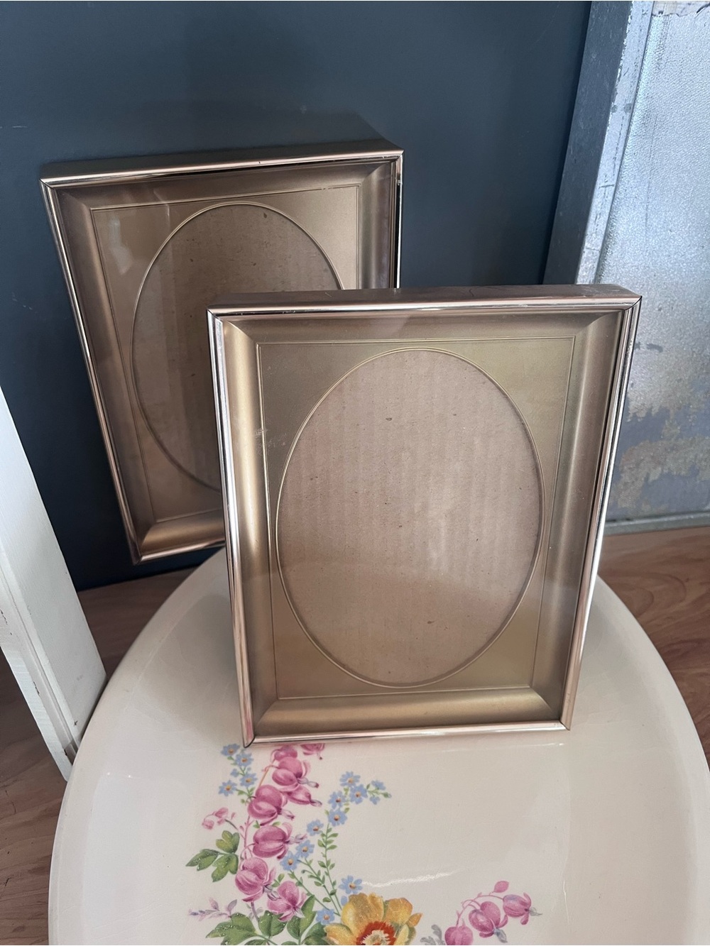 Metallic Gold Oval Photo Frame - Set of 2